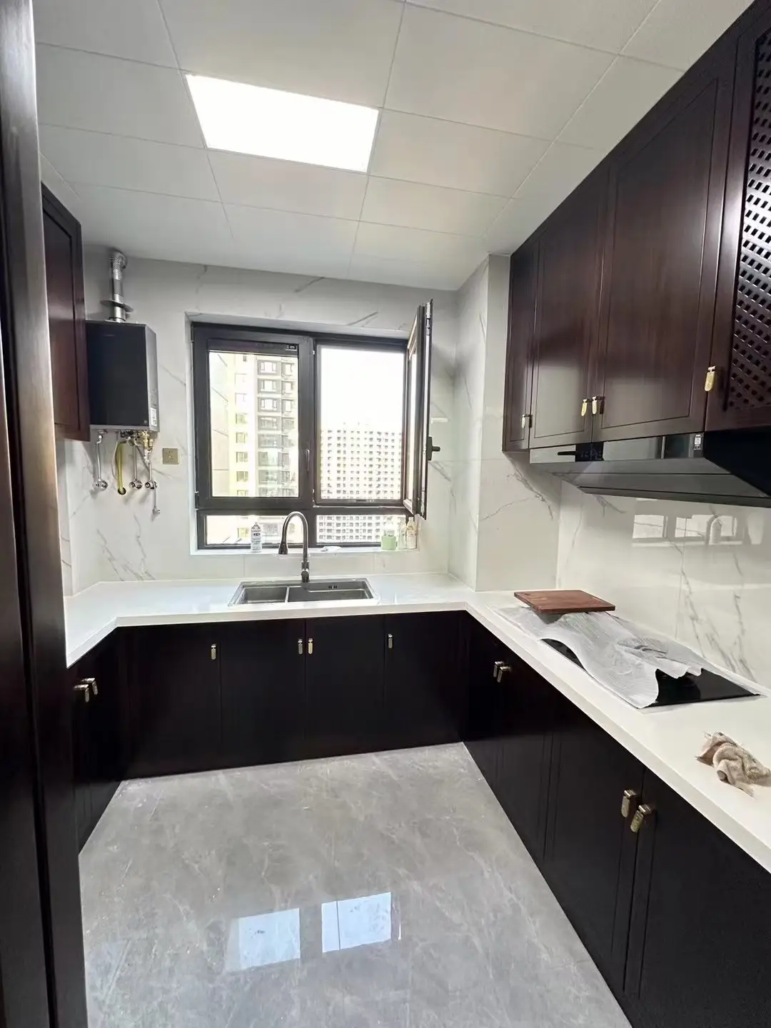 定制實(shí)木櫥柜，靠譜廠商怎么選？