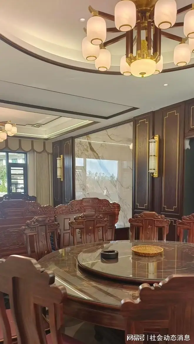 探工廠：2025年湖南長(zhǎng)沙全屋定制，別墅原木家具源頭廠家