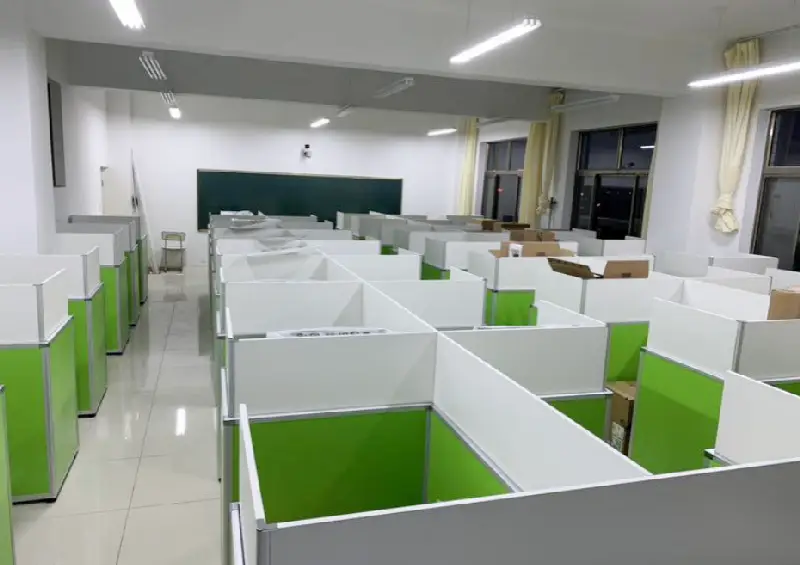 電動(dòng)升降考試桌制造企業(yè)靠譜嗎，這里給你解答